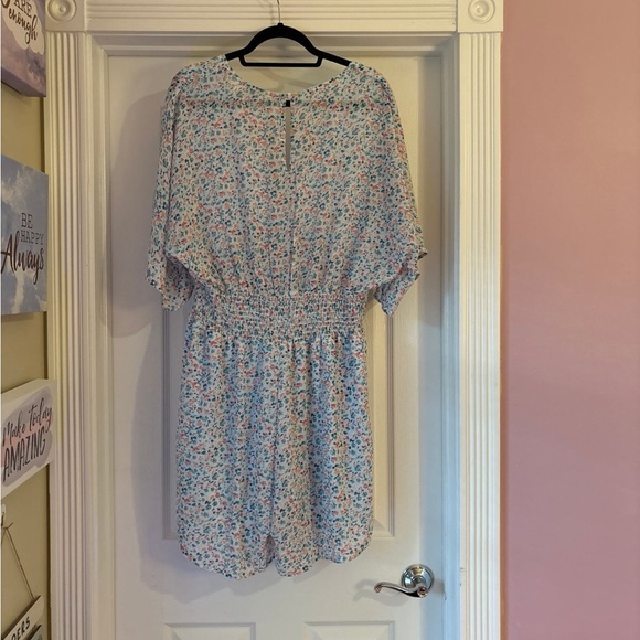 NWT beautiful dress from Nadine West - Picture 2 of 4